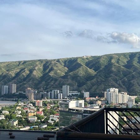 Hotel Sky Room Tbilisi Eksteriør billede